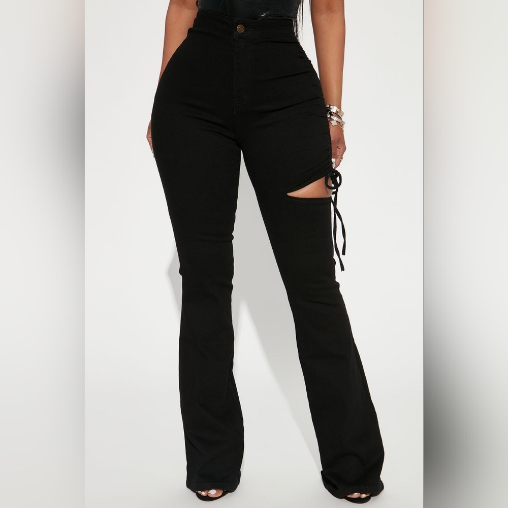 Flare High Waisted Jeans - Picture 2 of 4